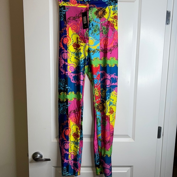 Fashion Nova stretchy “designer” pants - Picture 1 of 4